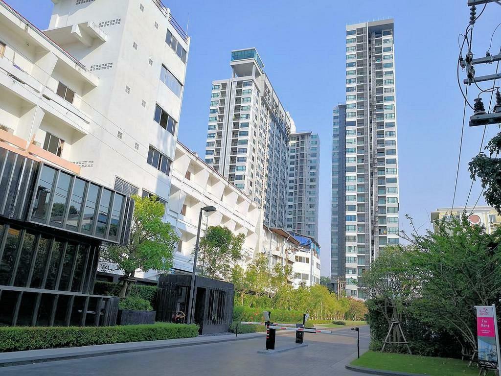 The Base Central Pattaya By Pattaya Holiday Buitenkant foto